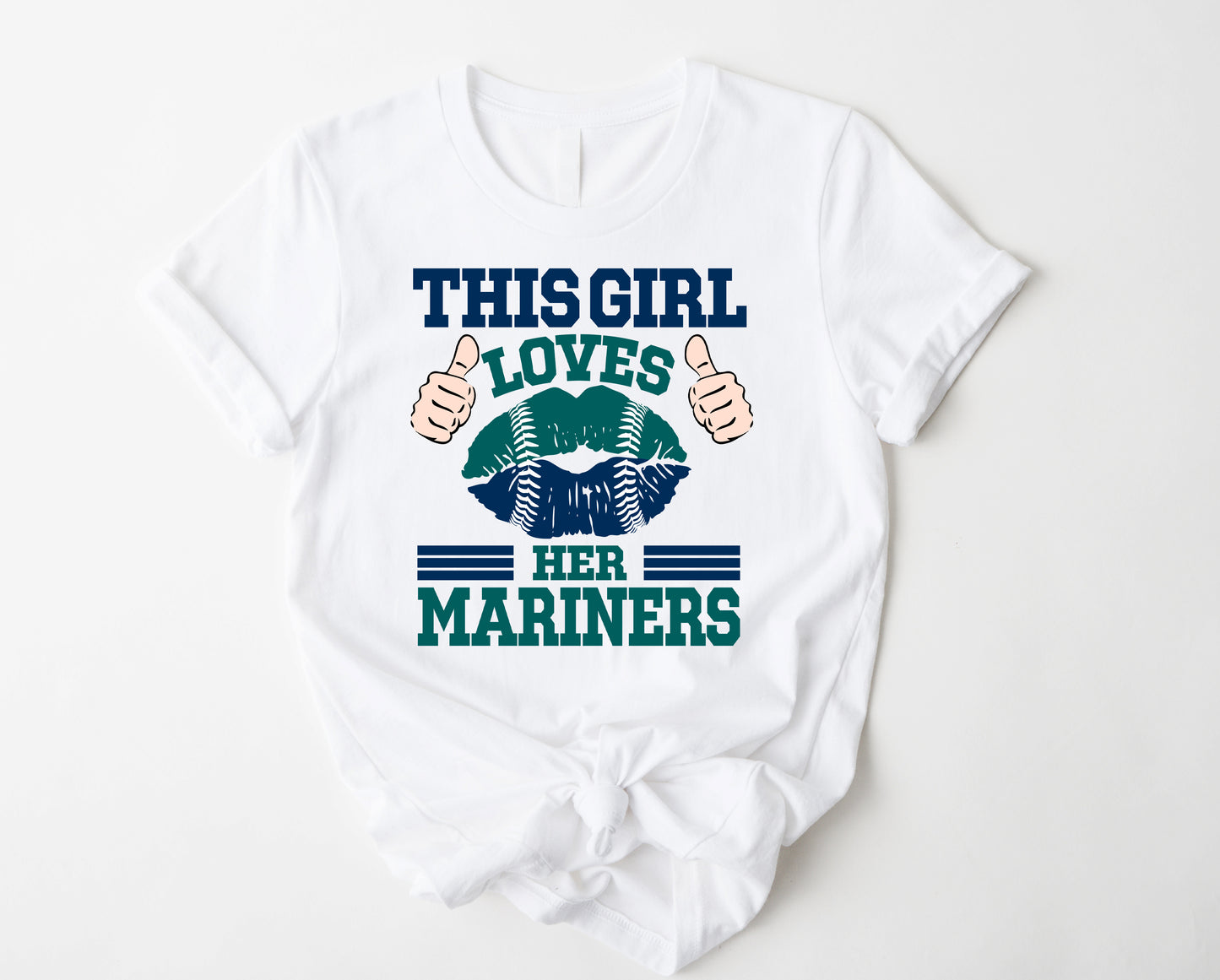 This girl loves her mariners